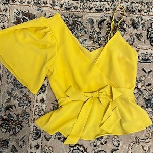 Yellow fashion nova size small tie waist top